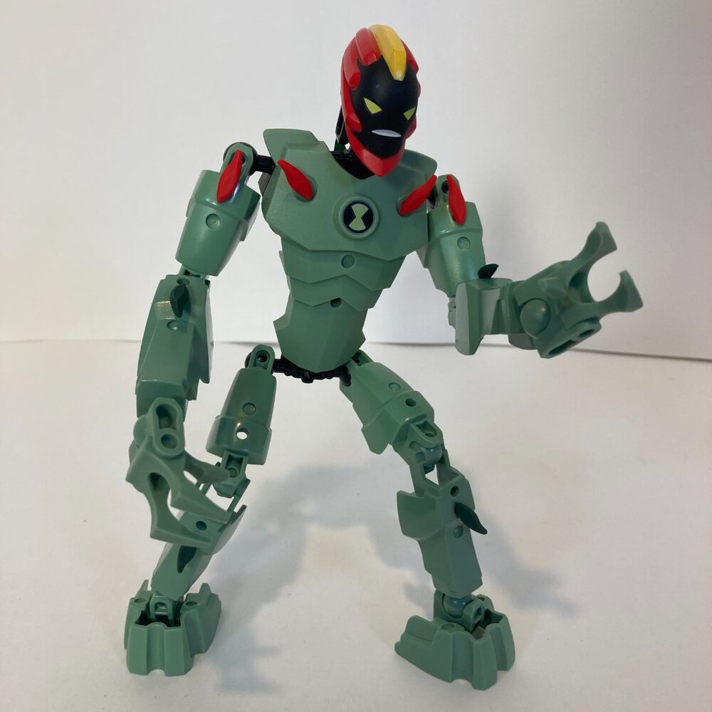 LEGO Ben 10 Alien Force Swampfire Complete Figure 8410 No Instructions